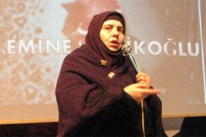 Emine Şenlikoğlu'na son dakika g&ouml;zaltı şoku!