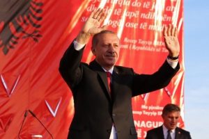 Preze Kalesi Camii'nin a&ccedil;ılışını yaptı