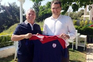 Damien Comolli'ni Altınordu'yu ziyaret etti