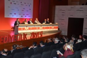 Bursa'da 'akıllı belediyecilik' masaya yatırıldı