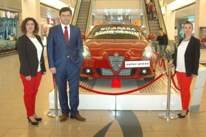 Zafer Plaza  Alfa Romeo Giulietta ile şımartacak...