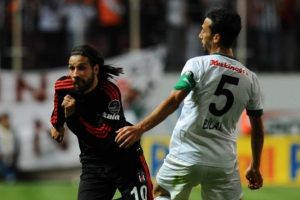 Akhisar ve Beşiktaş'a k&ouml;t&uuml; haber!