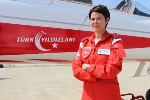 T&uuml;rk Yıldızları'nın Dişi Kartalı u&ccedil;uşa hazır