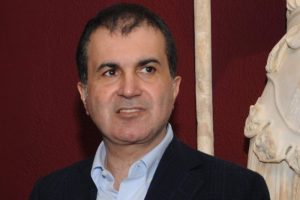 "IŞİD ve ka&ccedil;ak&ccedil;ılar tarihi mirası yok ediyor"