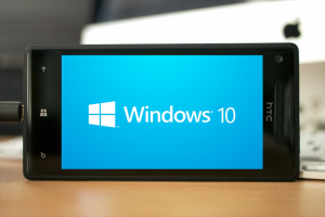 Microsoft, Windows 10 Mobile ile beraber gelecek