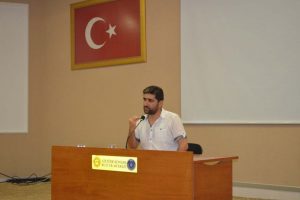 Gazeteci Adem &Ouml;zk&ouml;se Bursa'da a&ccedil;ıklamalarda bulundu