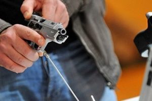 Bursa'da m&uuml;ptelanın &uuml;zerinden tabanca ve uyuşturucu &ccedil;ıktı
