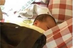 İnternet kafede doğum yaptı, oyun oynamaya devam etti