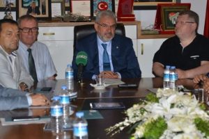 Bursaspor'da yeni y&ouml;netim kurulunun g&ouml;rev dağılımı yapıldı
