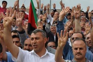 Mursi'nin idam kararına b&uuml;y&uuml;k tepki!