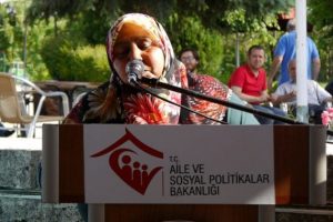 Kadınların Vali Şahin'den yurt dışı talebi