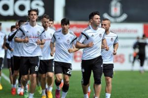 Beşiktaş, derbi hazırlıklarına başladı