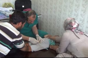 Hayırsever iş adamı 23 yıldır &ccedil;ocukları s&uuml;nnet ettiriyor