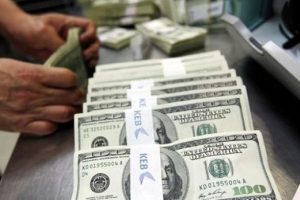 Dolar tatilde hareketlendi, 2,60 seviyesini aştı