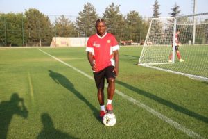 Eskişehirspor'da Sissoko kadro dışı kaldı