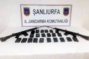 Otomobilde 2 t&uuml;fek bulundu, s&uuml;r&uuml;c&uuml; tutuklandı