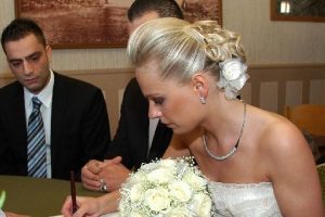 Rakamlara g&ouml;re evlenmek isteyenler i&ccedil;in son tarih