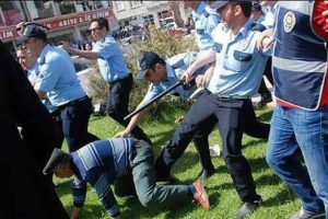 Tokat Valisi Can: Polis g&ouml;revini yaptı