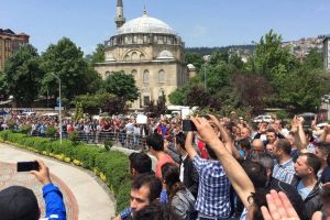 Hepsi birleşti, yine aynı şeyi s&ouml;yledi: Eylemleri sona erdirin!