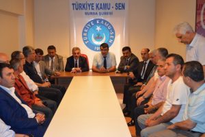 B&uuml;y&uuml;kataman Kamu-Sen'i ziyaret etti