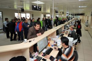 Bursa Osmangazi'de vezneler hafta sonu da a&ccedil;ık