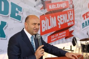 "Demir &ccedil;elik sekt&ouml;r&uuml; artık zırhlı &ccedil;elik &uuml;retmeli"