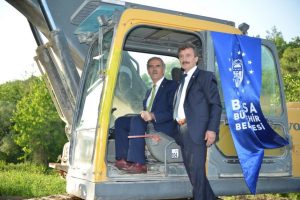 Bursa B&uuml;y&uuml;kşehir Yenişehir'e &ccedil;alışıyor