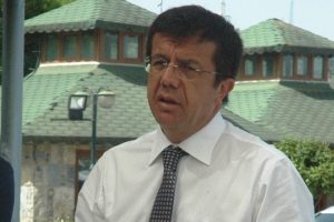 Zeybekci: "Kemal Derviş tahsilat memurudur"