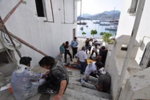 İnşaat iskelesi &ccedil;&ouml;kt&uuml;: 4 yaralı