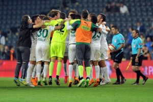 Herkesin g&ouml;z&uuml; Bursaspor'da!