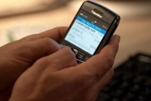 Dev telefon şirketinde 7 bin kişi işten &ccedil;ıkarılıyor