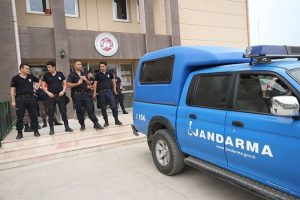 AK Partili adaya bı&ccedil;aklı saldırı olayında tutuklama