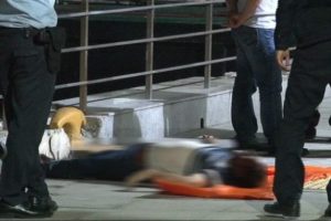 Galata K&ouml;pr&uuml;s&uuml;'n&uuml;n altında erkek cesedi bulundu!