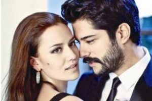 Burak &Ouml;z&ccedil;ivit Fahriye Evcen'e taşınmış...