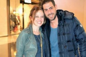 Naz Elmas hastaneye kaldırıldı...