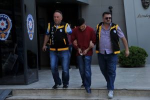 'Omuz atma' zanlıları adliyeye sevk edildi