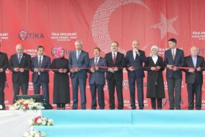 Kurtulmuş: Birileri gibi sadece slogan milliyet&ccedil;iliği yapmıyoruz