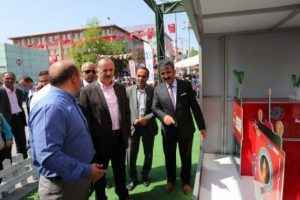 Bağcılar'da ''Cam yeniden cam'' projesi'ne yoğun ilgi