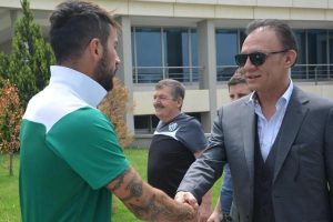 Bursaspor'da 4'&uuml;nc&uuml;l&uuml;k umudu!