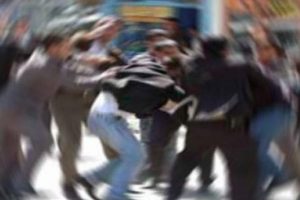 Bursa'da &ccedil;ocukların kavgasına b&uuml;y&uuml;kler karıştı: 5 yaralı