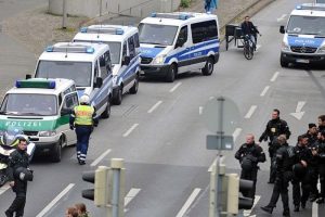 Almanya'da bomba paniği