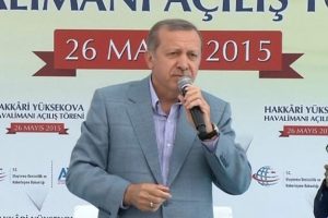 "Biz M&uuml;sl&uuml;manız ama birileri Zerd&uuml;şt't&uuml;r o ayrı mesele"