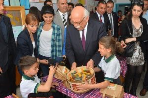 Okul &uuml;z&uuml;m&uuml;ne fındık ve ceviz de eklenecek