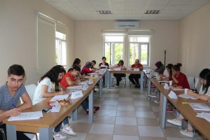 Mersin 112 personeline travma ve res&uuml;sitasyon kursu