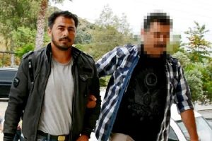 Barıştığı eski eşi ayrılmak isteyince av t&uuml;feğiyle &ouml;ld&uuml;rd&uuml;