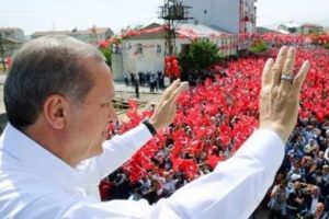 "Karşınızda silahlı kuvvetleri bulursunuz"