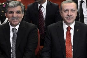 G&uuml;l ve Erdoğan'ın takip&ccedil;i sayıları peş peşe