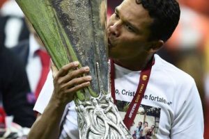 "Sevilla'da oynamaktan gurur duyuyorum"
