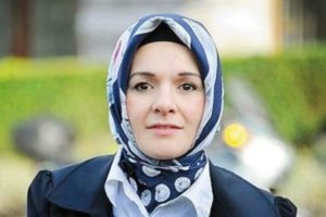 'Soykırım' demedi diye partisi ihra&ccedil; etti