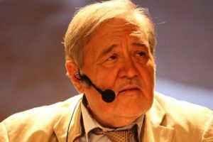 İlber Ortaylı: Ecdadımıza yakışır kutlama diye gelişig&uuml;zel laf olmaz